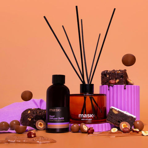 Amber Reed Diffuser Set with 1x Refill, 1x glass bottle & fibre reed sticks