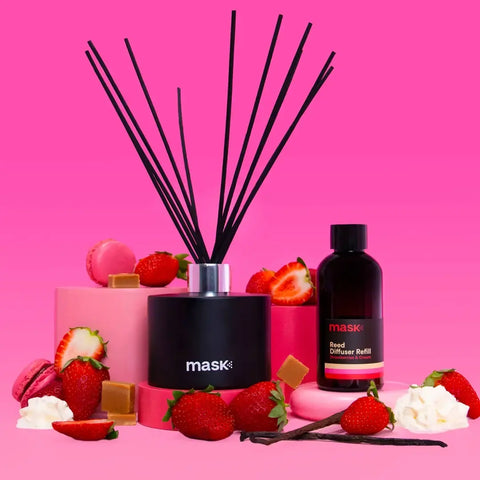 Amber Reed Diffuser Set with 1x Refill, 1x glass bottle & fibre reed sticks